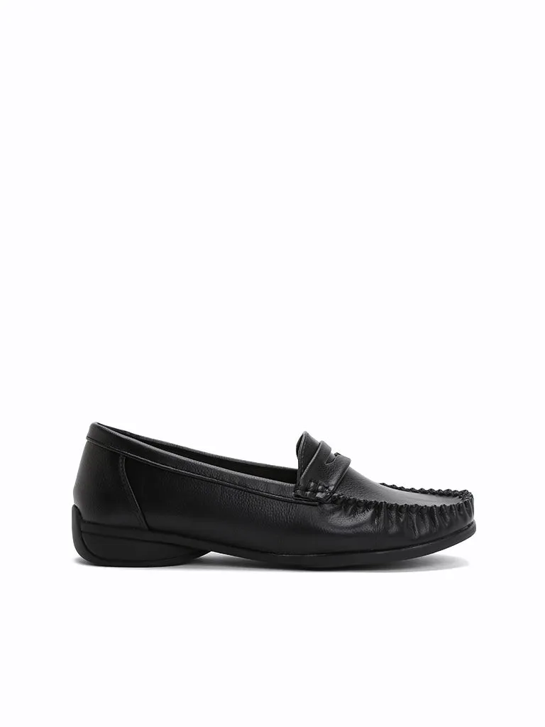 Carnation Flat Loafers