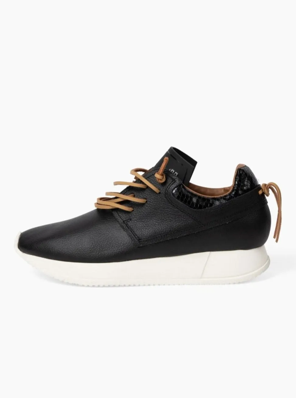 Esseutesse Leather Non Fringe Sneaker - Black