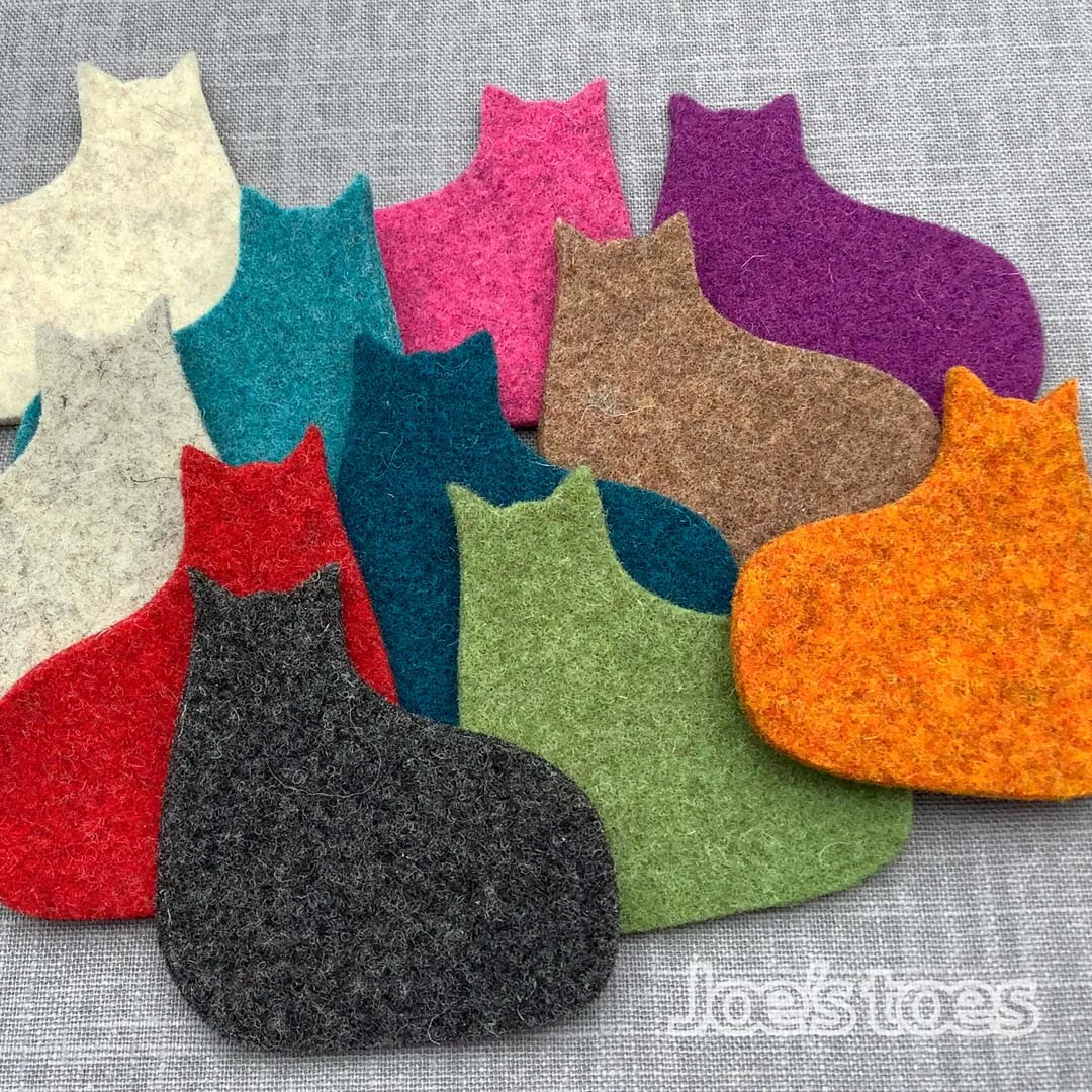 Joe's Toes Felt Cat