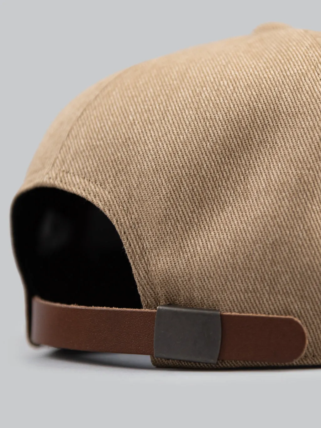 Mighty Shine Flip Cap C-Twill Beige